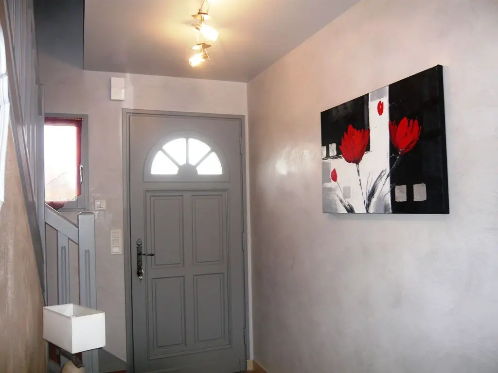 Quelle peinture pour peindre une porte en PVC ? MamanSanta