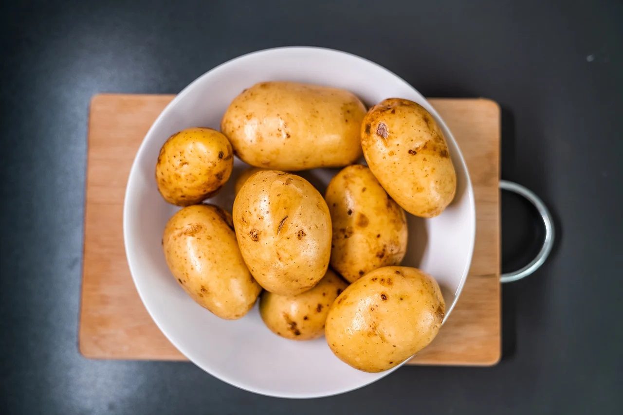 Quels sont les bienfaits de la pomme de terre crue ? 1 Quels sont les bienfaits de la pomme de terre crue ? 1