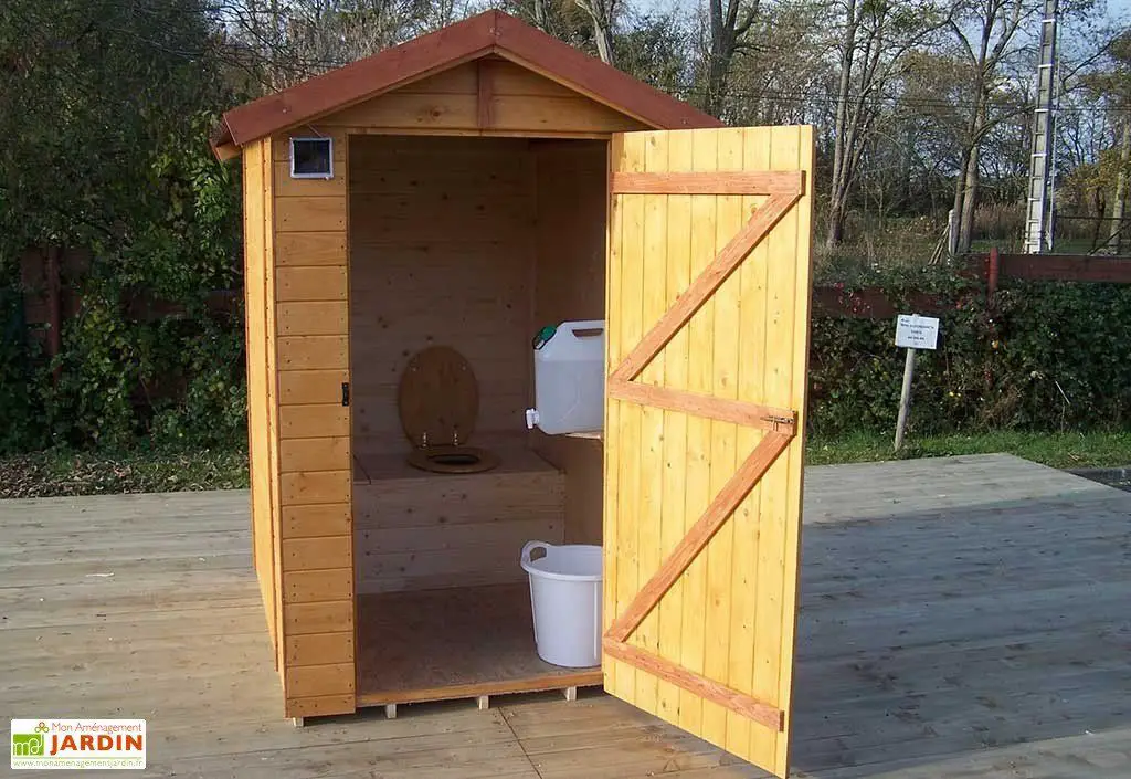 Comment faire une cabane pour toilette sèche ?